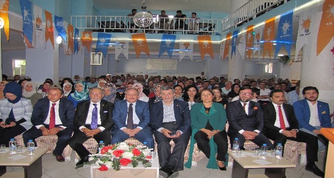AK Parti Mecitözü İlçe Başkanı Alişan Yaşar güven tazaledi