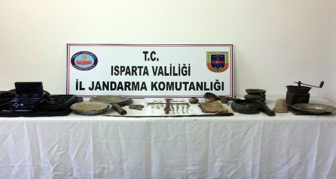 Isparta’da tarihi eser kaçakçılığı operasyonu: 2 gözaltı