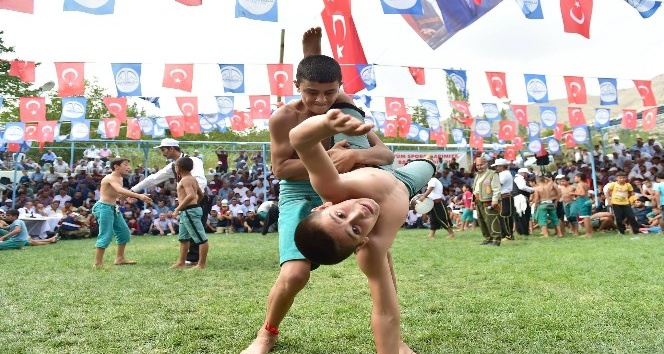 Dulkadiroğlu’ndan Güreş Festivali