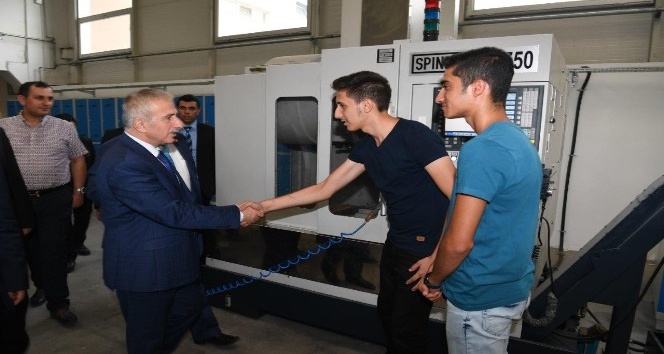 Özel Kayseri OSB Mesleki ve Teknik Anadolu Lisesi eğitime başladı