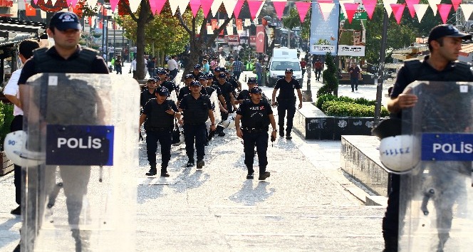 Polisten provokasyona karşı Sakarya Meydanı’nda önlem
