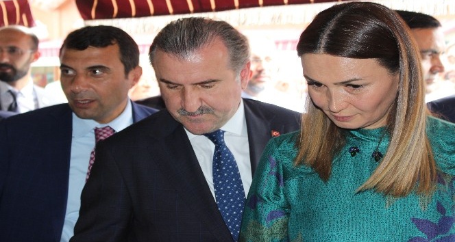Azerbaycan Milletvekili Paşayeva: “Türkiye en güçlü Türk Müslüman dünyasının kalesi”