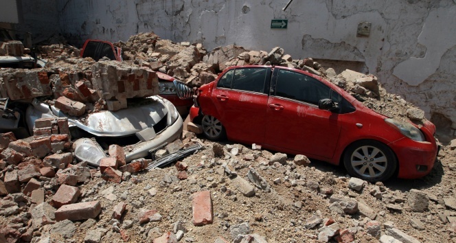 Son dakika haberleri! Meksika&#039;da 7,1 büyüklüğünde deprem: En az 47 kişi hayatını kaybetti