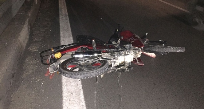 Trafik kazasında ehliyetsiz motosiklet sürücüsü hayatını kaybetti