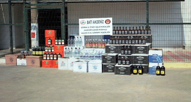 Marmaris’te 671 şişe kaçak içki ele geçirildi