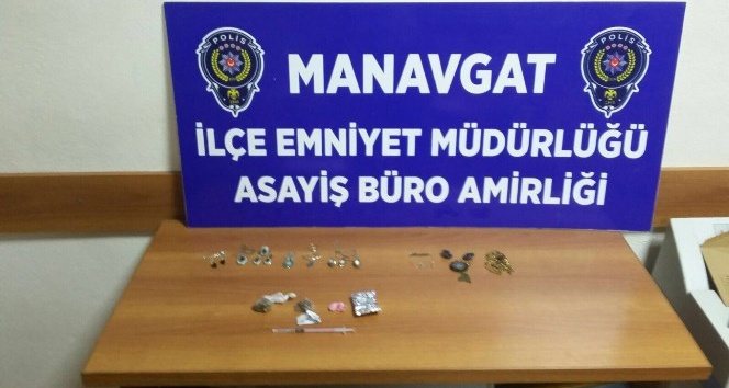 Manavgat’ta hırsızlık zanlısı uyuşturucuyla yakalandı