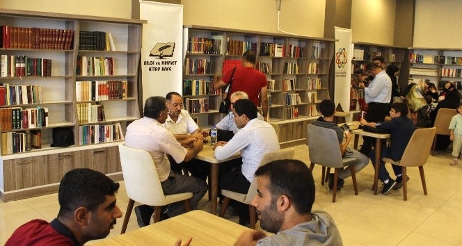Bilgi ve Hikmet Kitap Kafe açıldı