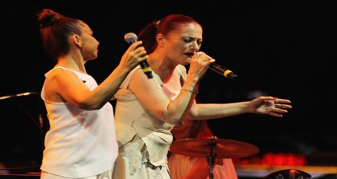 Candan Erçetin, konserine gazetecilerin girmesini istemedi