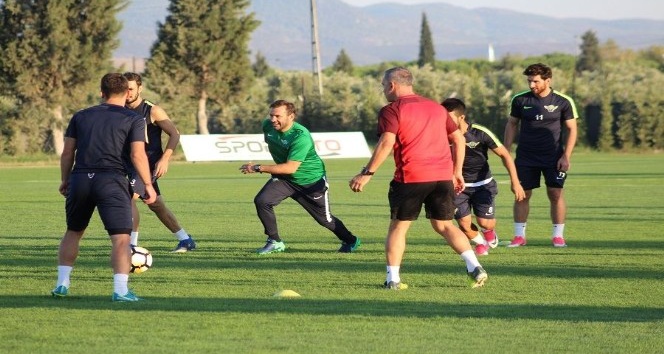 T.M.Akhisarspor’da Fenerbahçe hazırlıkları başladı