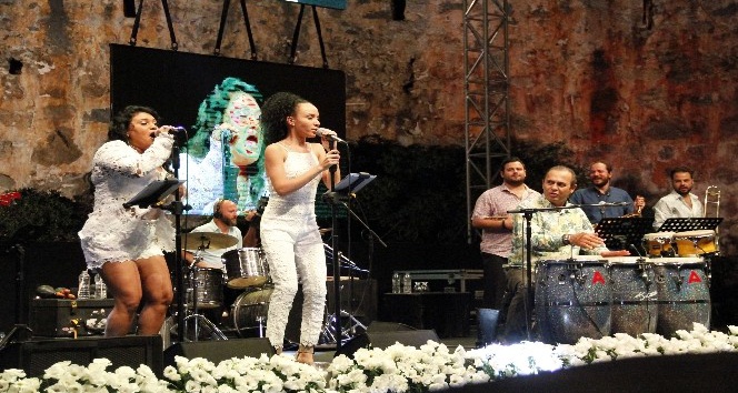 Sicimoğlu, Alanya’yı coşturdu