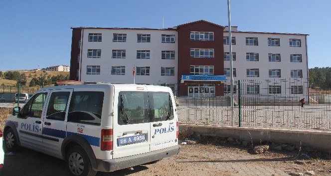 Okul penceresinden düşen 6 yaşındaki öğrenci öldü