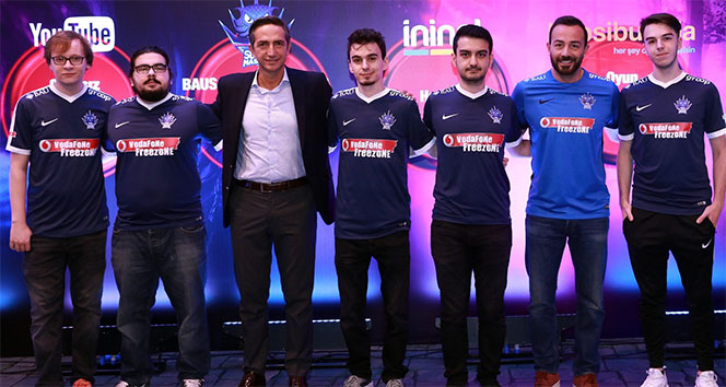 Vodafone Freezonelular, Supermassive oyuncularından koçluk aldı