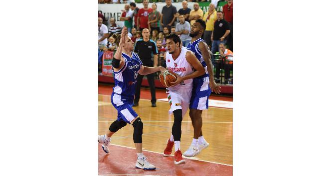 FIBA Basketbol Şampiyonlar Ligi: Pınar Karşıyaka: 81 - Alba Fehervar: 72
