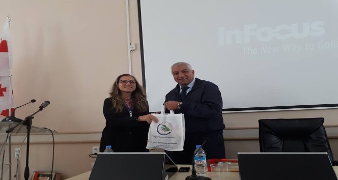 Rektör Çakar Gürcistan’daki uluslararası konferansa katıldı