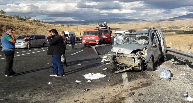 Elazığ’da trafik kazası:  11 yaralı
