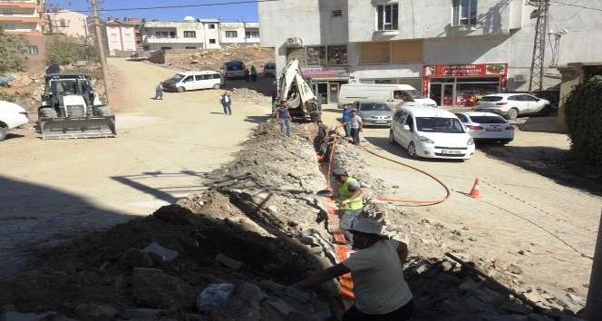 Şırnak belediyesi, ara sokaklarda iyileştirme ve sağlıklaştırma çalışması başlattı