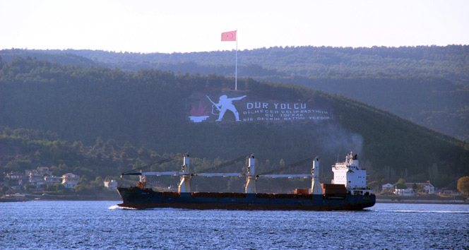 Çanakkale Boğazı&#039;ndan bir yılda 44 bin gemi geçti
