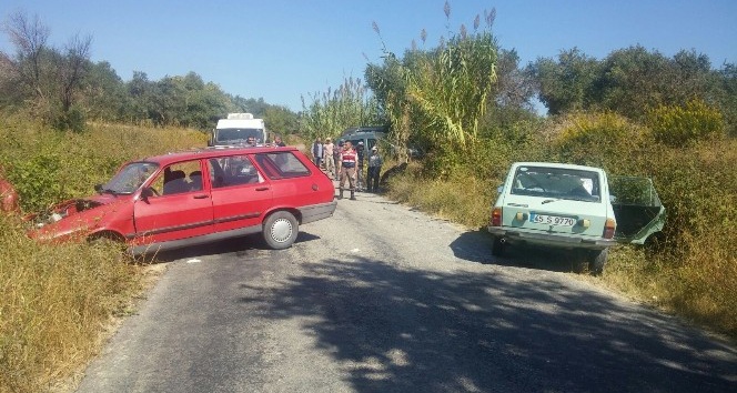 Saruhanlı’da trafik kazası: 3 kişi yaralandı