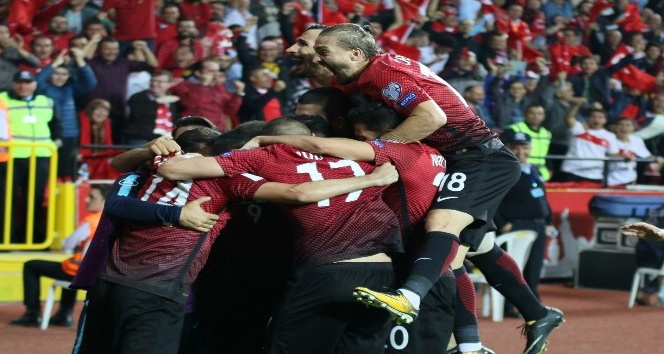 A Milli Futbol Takımı, Eskişehir’i seviyor
