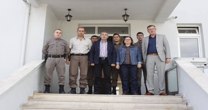 Başkan Duymuş’tan Vezirhan Jandarma Karakol Komutanı Şafak’a hayırlı olsun ziyareti