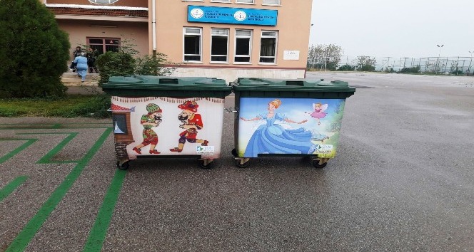 İzmit Belediyesi’nden okullara çevreci konteyner