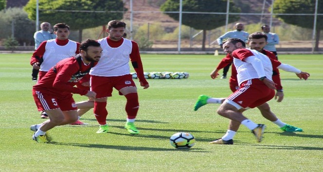 D.G. Sivasspor, Kasımpaşa maçı hazırlıklarını sürdürdü