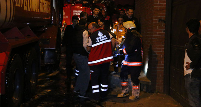 Beyoğlu’nda korkutan yangın: 3 yaralı