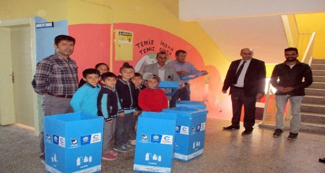 Edremit Belediyesi’nden ödüllü atık pil toplama kampanyası