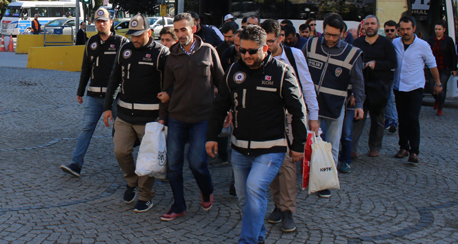 Bursa’da Bylock kullanıcısı 17 kişi adliyeye sevk edildi