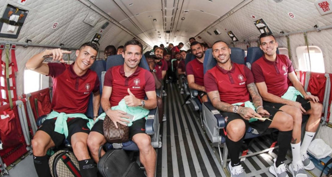 Portekiz, deplasman maçına askeri uçakla gitti