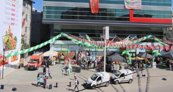 Onur Market’in Bursa’daki 65’inci mağazası açıldı