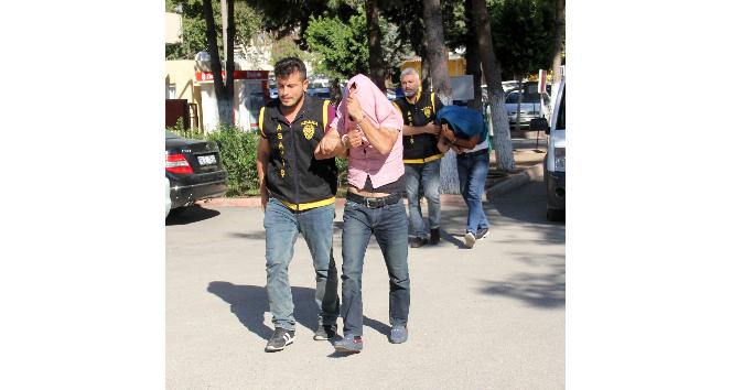Suçüstü yakalanan hırsızlar "incir yemeye geldik" dedi