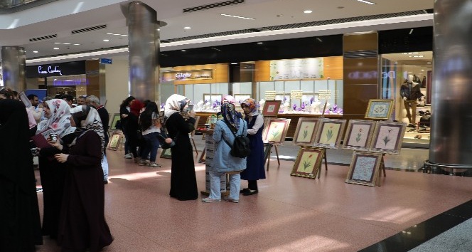 Diyarbakır’da ‘Geleneksel İslam Sanatları’ sergisi açıldı