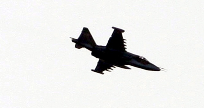 Suriye&#039;nin Lazkiye şehrinde Rus savaş uçağı düştü!