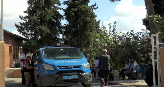 Sulama kanalına düşen Suriyeli genç öldü