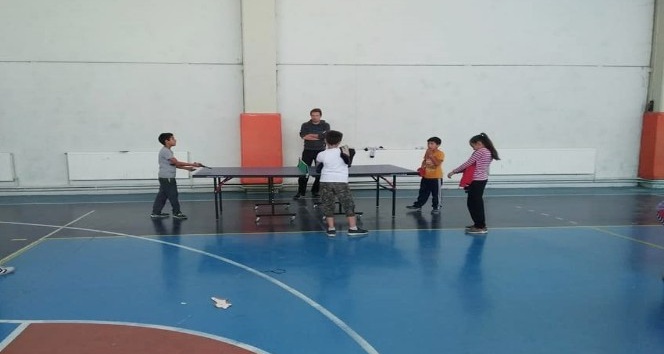 Hisarcık’ta ortaokul ve liseler arası masa tenisi turnuvası