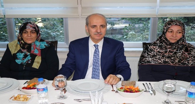 Bakan Kurtulmuş, Nevşehir’de şehit aileleri ve gaziler ile yemekte buluştu