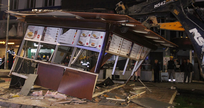 Bakırköy’de büfe yıkımı sırasında gerginlik