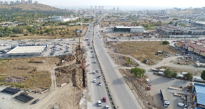 Anadolu Bulvarı’na yeni alt geçit