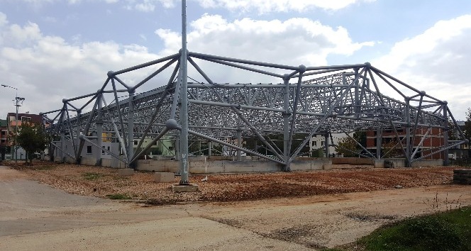 Alikahya Kapalı Pazarı’nın yapımı bitmek üzere