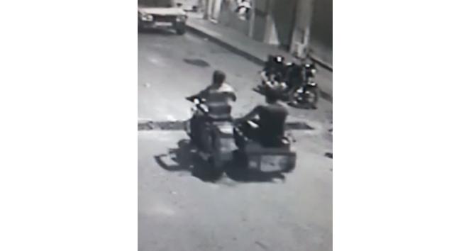 Motosiklet hırsızları kamerada