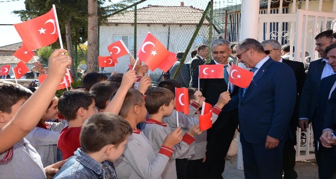 Zeynep - Mehmet Özcan Anaokulu törenle açıldı