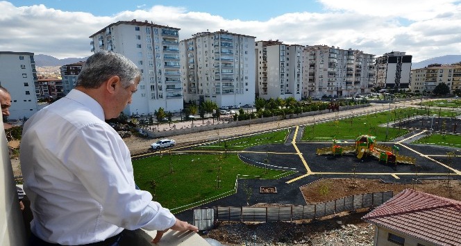Yeşilyurt Belediye Başkanı Hacı Uğur Polat’tan parklara inceleme