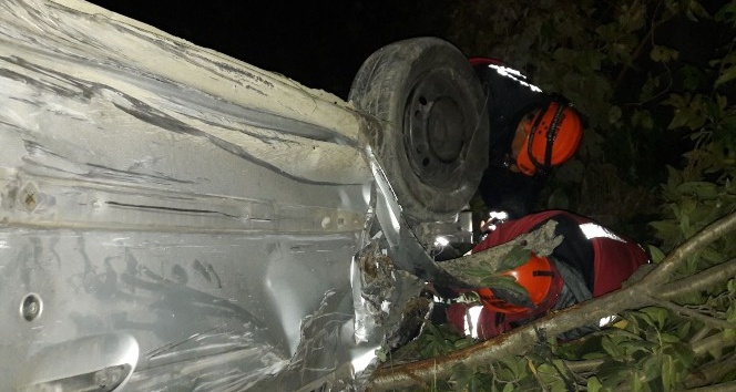 Zonguldak’ta iki araç kafa kafaya çarpıştı: 2 yaralı