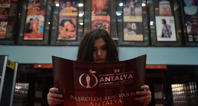 Antalya, film festivaline yoğun ilgi