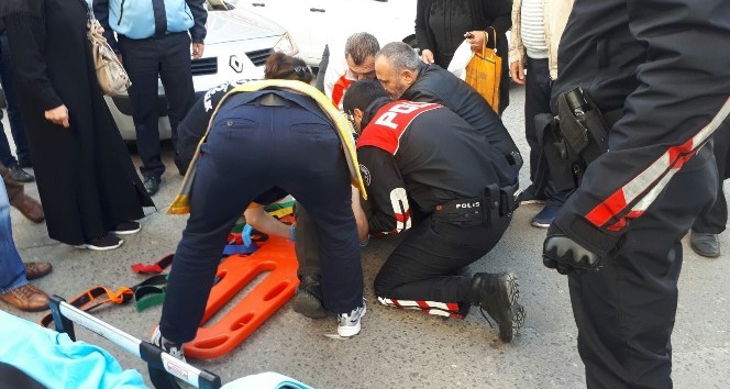 Zonguldak’ta otomobil yayaya çarptı: 1 yaralı