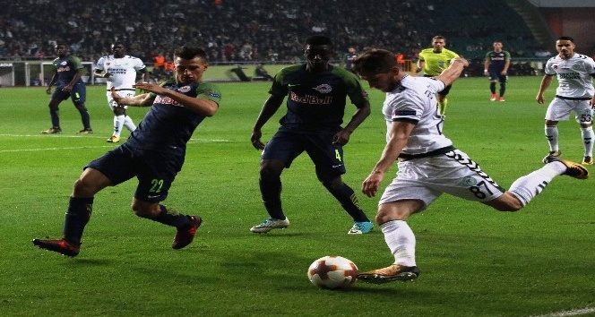 UEFA Avrupa Ligi: Atiker Konyaspor: 0 - Salzburg: 2 (Maç sonucu)