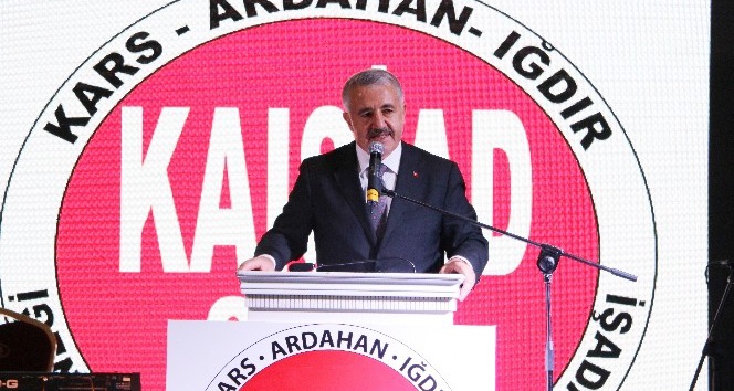 Bakan Arslan: &quot;Bakü-Tiflis-Kars demiryolu hattı 30 Ekim’de ilk resmi seferini yapacak”