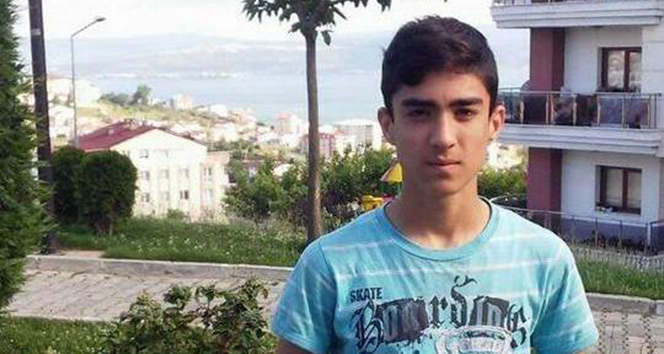 Genç futbolcu trafik kazasında hayatını kaybetti