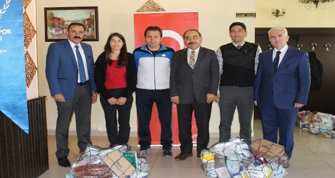 Karaman’da okul sporları bilgilendirme toplantısı